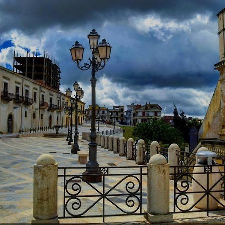 Montalbano House - Casa Vacanze Santa Margherita di Belice Екстериор снимка