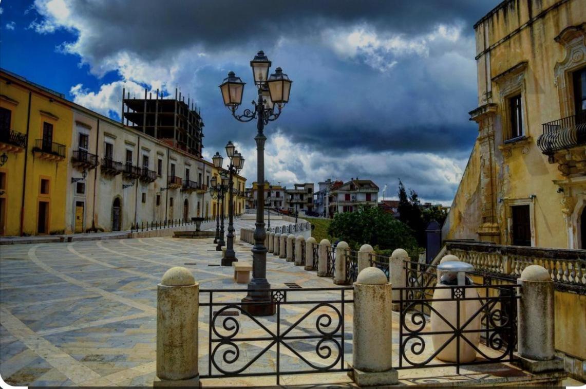 Montalbano House - Casa Vacanze Santa Margherita di Belice Екстериор снимка